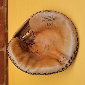HALCO'S PRO-VALUE 334 Cowhide 1st  Base Mitt Glove Right hand throw